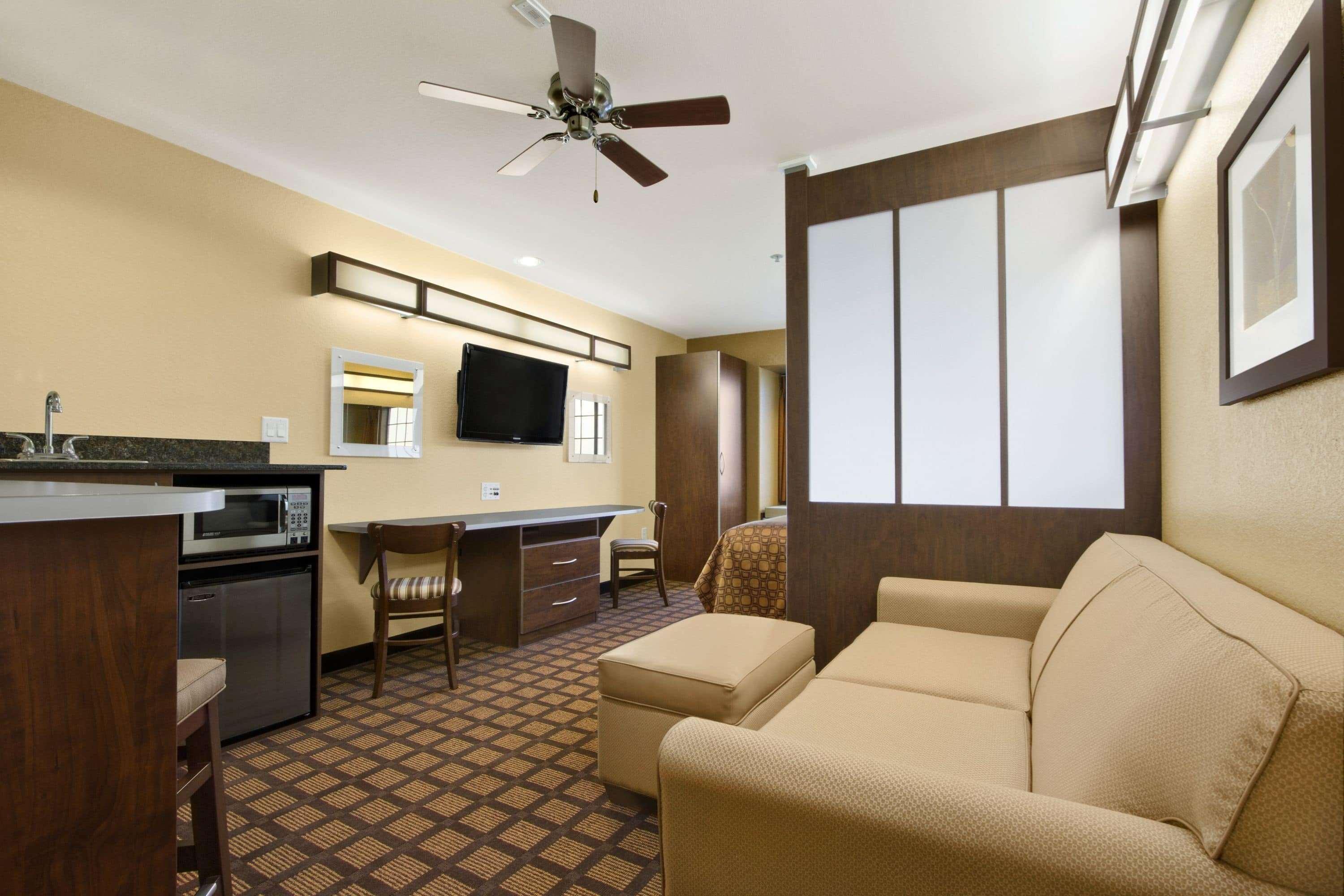 Microtel Inn & Suites By Wyndham Раунд-Рок Экстерьер фото
