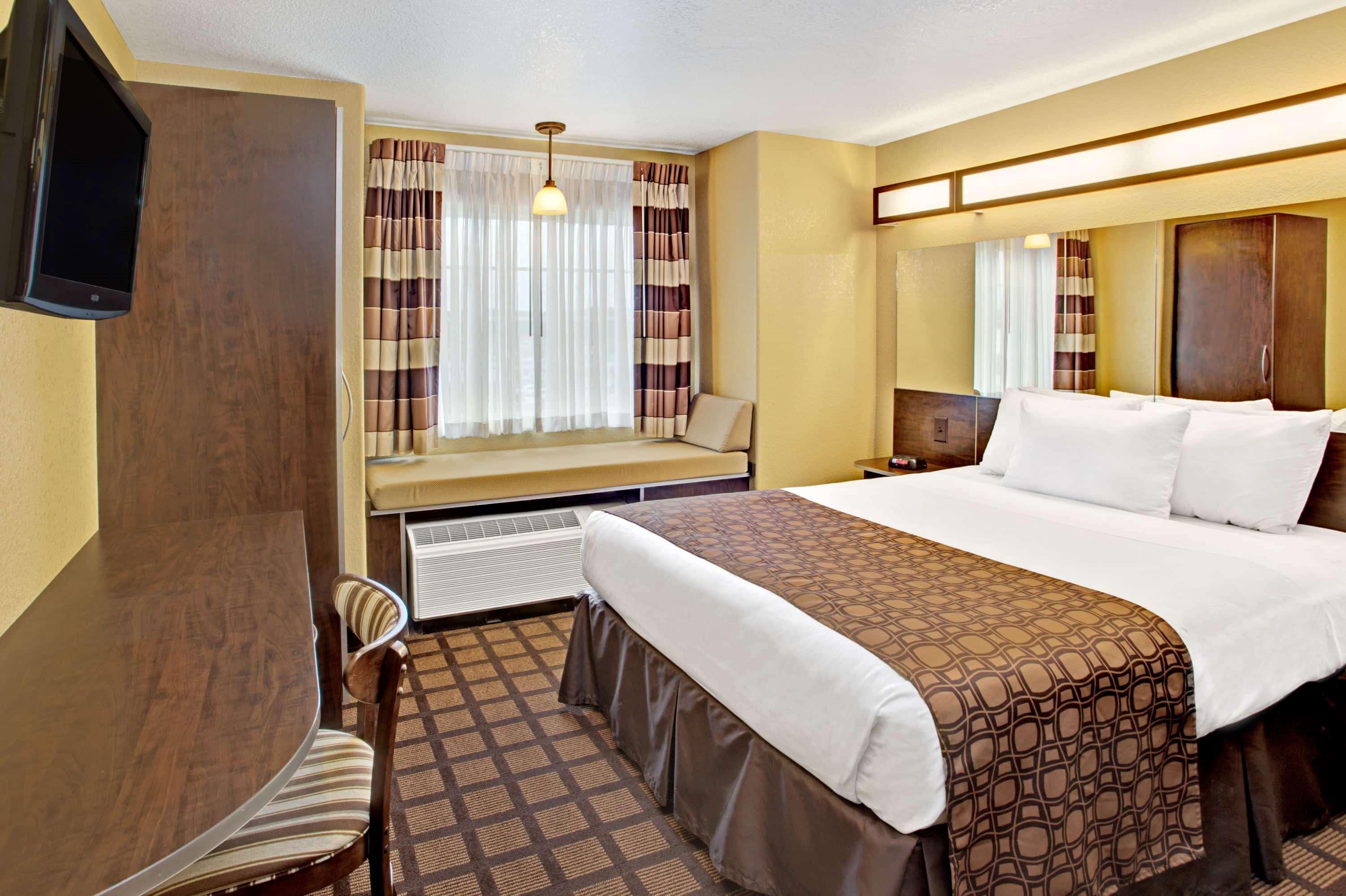 Microtel Inn & Suites By Wyndham Раунд-Рок Экстерьер фото