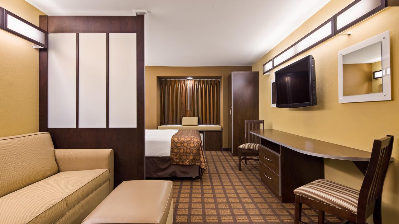 Microtel Inn & Suites By Wyndham Раунд-Рок Экстерьер фото
